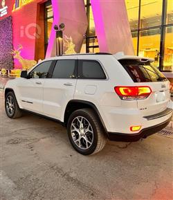 جيب جراند شيروكي